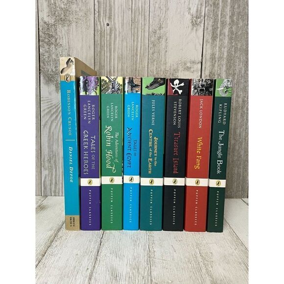 Lot of 8 Puffin Classics Children's Books - Picture 3 of 4